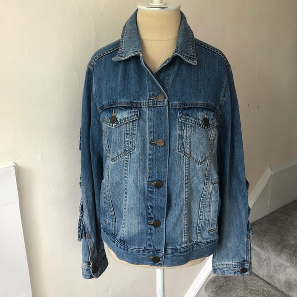 SOLD Who What Wear Ruffle Denim Jacket EUC - Picture 5 of 10